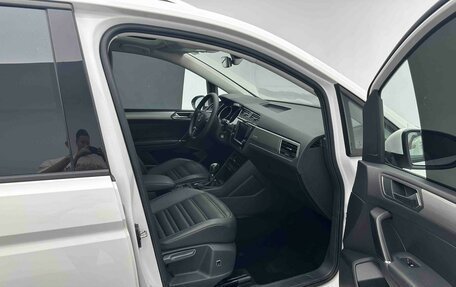 Volkswagen Touran III, 2023 год, 1 550 000 рублей, 9 фотография