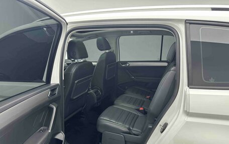 Volkswagen Touran III, 2023 год, 1 550 000 рублей, 15 фотография