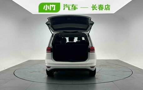 Volkswagen Touran III, 2023 год, 1 550 000 рублей, 17 фотография