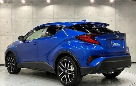 Toyota C-HR I рестайлинг, 2022 год, 1 500 666 рублей, 6 фотография