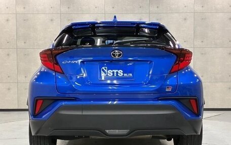 Toyota C-HR I рестайлинг, 2022 год, 1 500 666 рублей, 8 фотография