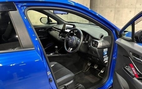 Toyota C-HR I рестайлинг, 2022 год, 1 500 666 рублей, 21 фотография