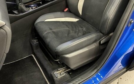 Toyota C-HR I рестайлинг, 2022 год, 1 500 666 рублей, 25 фотография
