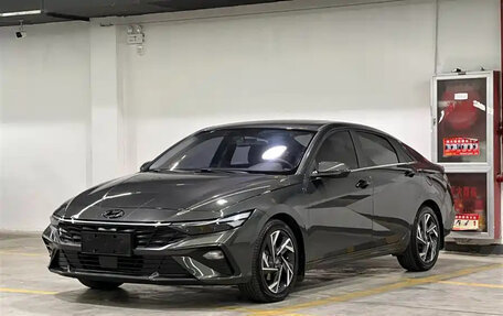 Hyundai Elantra, 2025 год, 1 600 000 рублей, 3 фотография