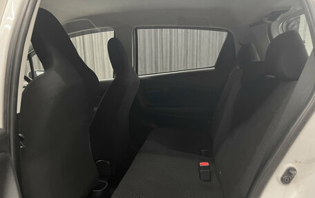 Toyota Vitz, 2016 год, 809 000 рублей, 11 фотография
