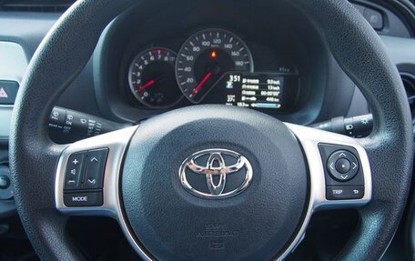 Toyota Vitz, 2015 год, 760 000 рублей, 15 фотография