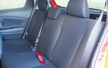 Toyota Vitz, 2015 год, 760 000 рублей, 10 фотография