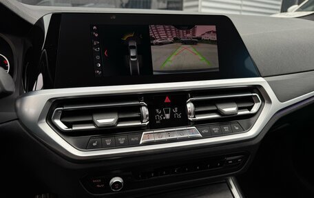 BMW 3 серия, 2019 год, 3 200 000 рублей, 15 фотография