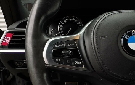 BMW 3 серия, 2019 год, 3 200 000 рублей, 13 фотография