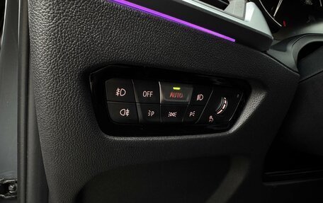 BMW 3 серия, 2019 год, 3 200 000 рублей, 17 фотография