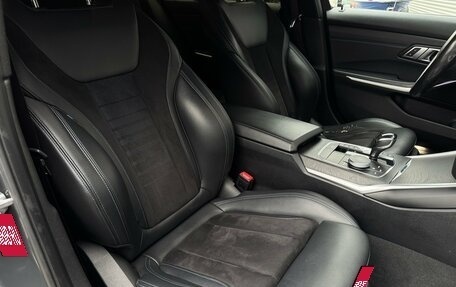 BMW 3 серия, 2019 год, 3 200 000 рублей, 27 фотография