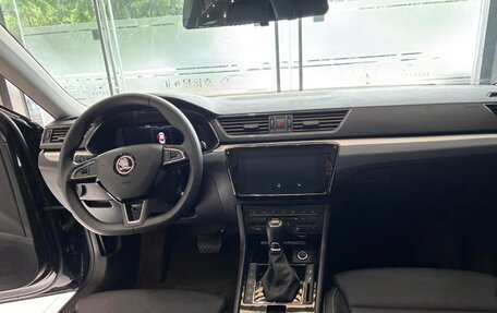Skoda Superb III рестайлинг, 2025 год, 2 000 000 рублей, 9 фотография