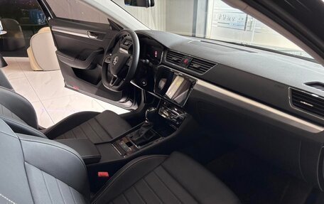 Skoda Superb III рестайлинг, 2025 год, 2 000 000 рублей, 10 фотография