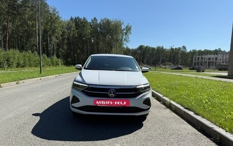 Volkswagen Polo VI (EU Market), 2022 год, 1 950 000 рублей, 3 фотография
