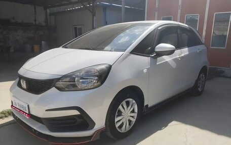 Honda Fit, 2023 год, 1 300 000 рублей, 1 фотография