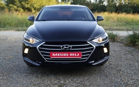 Hyundai Elantra VI рестайлинг, 2018 год, 1 430 000 рублей, 1 фотография