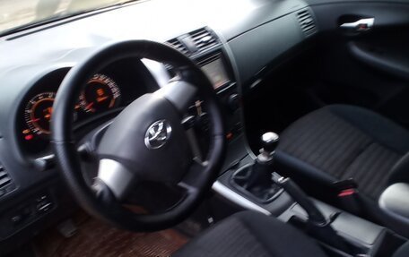 Toyota Corolla, 2012 год, 1 100 000 рублей, 13 фотография
