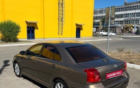Toyota Avensis III рестайлинг, 2004 год, 415 000 рублей, 4 фотография