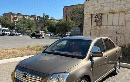 Toyota Avensis III рестайлинг, 2004 год, 415 000 рублей, 2 фотография
