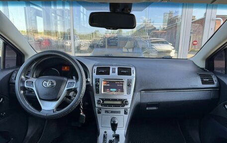 Toyota Avensis III рестайлинг, 2011 год, 1 030 000 рублей, 9 фотография