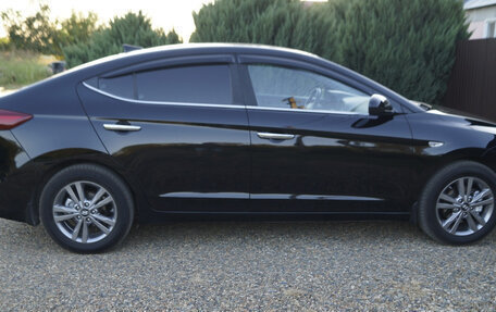 Hyundai Elantra VI рестайлинг, 2018 год, 1 430 000 рублей, 6 фотография