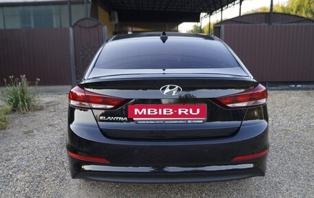 Hyundai Elantra VI рестайлинг, 2018 год, 1 430 000 рублей, 10 фотография