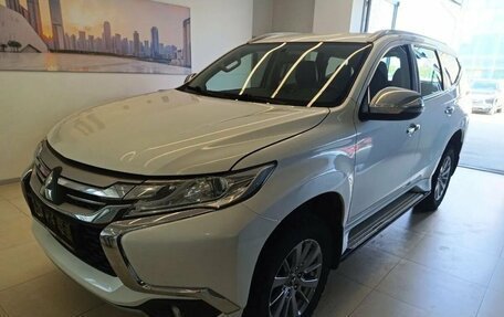 Mitsubishi Pajero Sport III рестайлинг, 2018 год, 2 050 000 рублей, 1 фотография