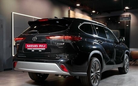 Toyota Highlander, 2026 год, 5 700 000 рублей, 8 фотография