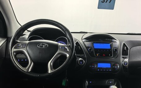 Hyundai ix35 I рестайлинг, 2011 год, 920 000 рублей, 11 фотография