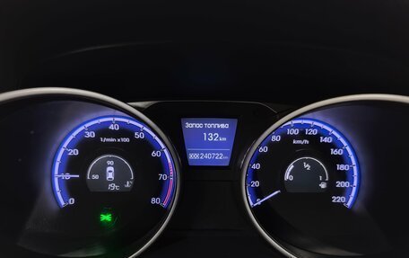 Hyundai ix35 I рестайлинг, 2011 год, 920 000 рублей, 12 фотография