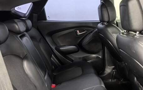 Hyundai ix35 I рестайлинг, 2011 год, 920 000 рублей, 18 фотография