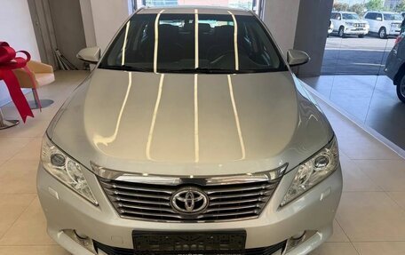 Toyota Camry, 2013 год, 1 780 000 рублей, 2 фотография