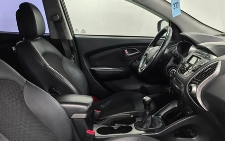 Hyundai ix35 I рестайлинг, 2011 год, 920 000 рублей, 21 фотография