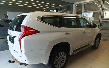Mitsubishi Pajero Sport III рестайлинг, 2018 год, 2 050 000 рублей, 4 фотография
