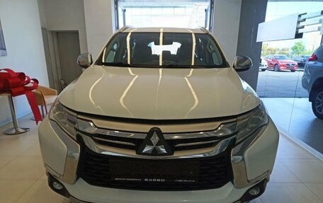 Mitsubishi Pajero Sport III рестайлинг, 2018 год, 2 050 000 рублей, 2 фотография