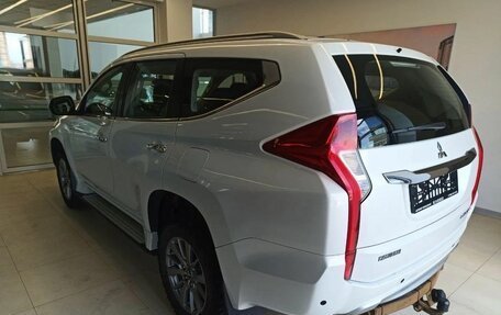 Mitsubishi Pajero Sport III рестайлинг, 2018 год, 2 050 000 рублей, 6 фотография