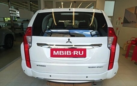 Mitsubishi Pajero Sport III рестайлинг, 2018 год, 2 050 000 рублей, 5 фотография