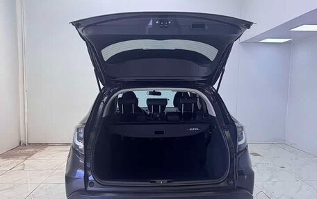 Honda Vezel, 2022 год, 1 233 000 рублей, 6 фотография