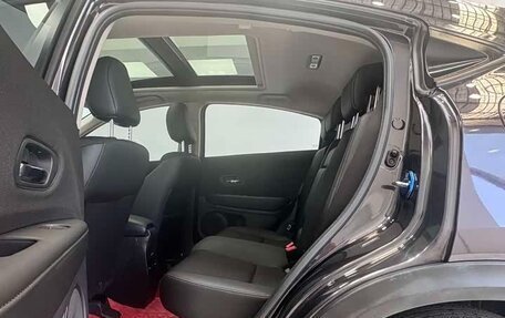 Honda Vezel, 2022 год, 1 233 000 рублей, 18 фотография
