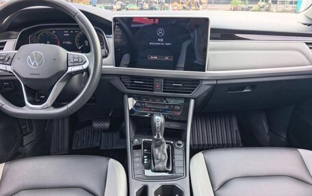 Volkswagen Bora, 2023 год, 1 541 095 рублей, 14 фотография