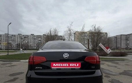 Volkswagen Jetta VI, 2015 год, 960 000 рублей, 4 фотография