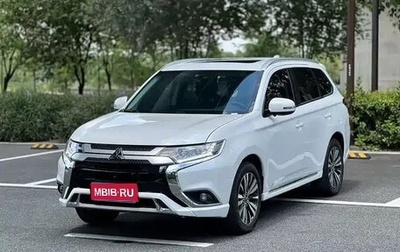 Mitsubishi Outlander III рестайлинг 3, 2022 год, 1 890 002 рублей, 1 фотография
