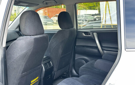 Toyota Highlander III, 2012 год, 1 700 000 рублей, 25 фотография