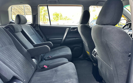 Toyota Highlander III, 2012 год, 1 700 000 рублей, 26 фотография