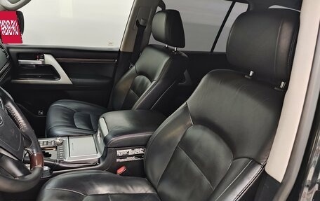 Toyota Land Cruiser 200, 2017 год, 6 790 000 рублей, 16 фотография