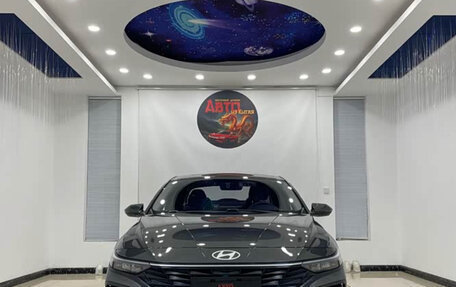 Hyundai Elantra, 2023 год, 1 490 000 рублей, 2 фотография