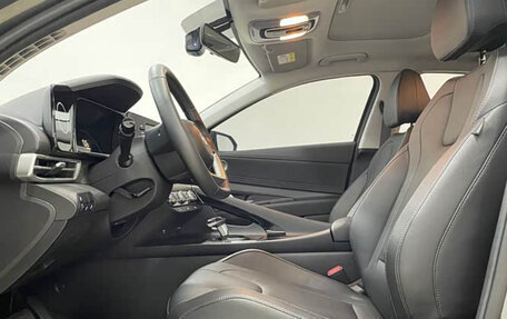 Hyundai Elantra, 2023 год, 1 490 000 рублей, 7 фотография