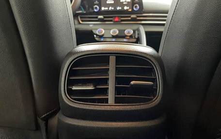 Hyundai Elantra, 2023 год, 1 490 000 рублей, 11 фотография