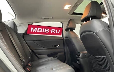 Hyundai Elantra, 2023 год, 1 490 000 рублей, 10 фотография