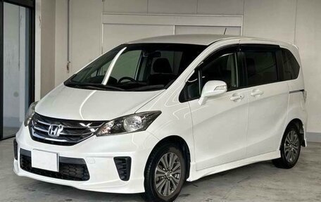 Honda Freed I, 2016 год, 877 000 рублей, 2 фотография